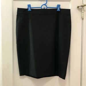Ann Taylor Pencil Skirt, size 16